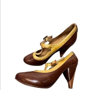 VTG Y2K FOSSIL 7 Retro Chunky Heels Pointed Toe Genuine Leather Academia preppy